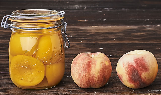 Recette des fruits au sirop à la verveine